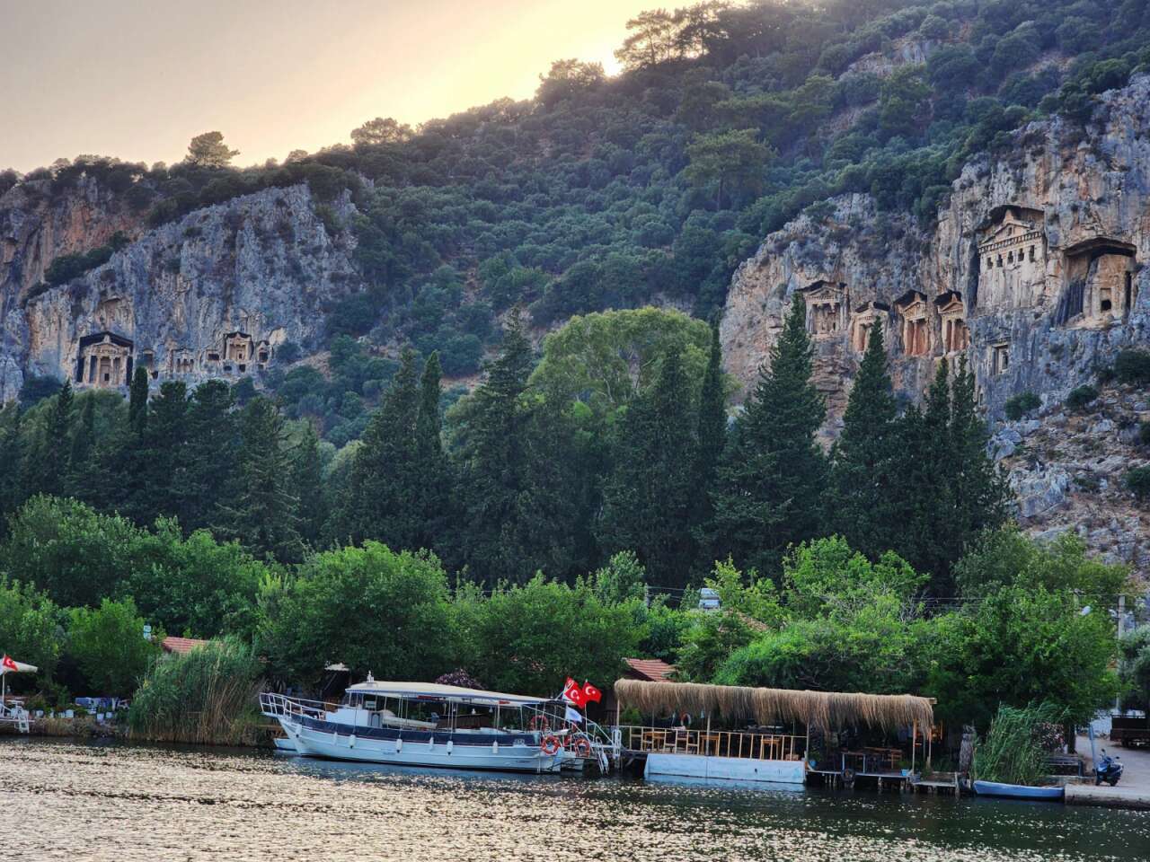 Kaya Mezarları ile Ünlü Dalyan Kanalına Yeni Yat-Tekne İskelesi Projesi 4